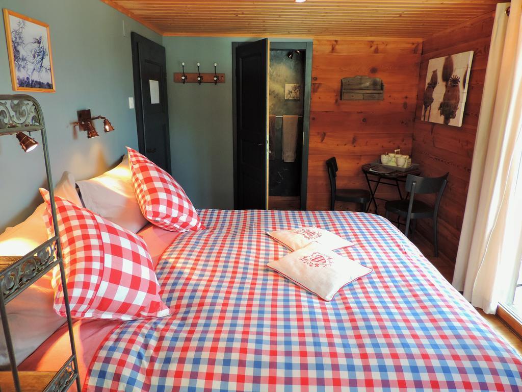 Bed and Breakfast La Demeure Des Elfes Albinen Habitación foto