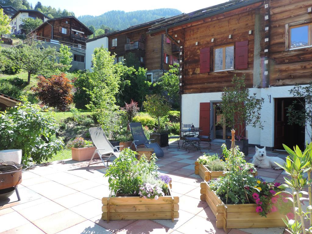 Bed and Breakfast La Demeure Des Elfes Albinen Exterior foto