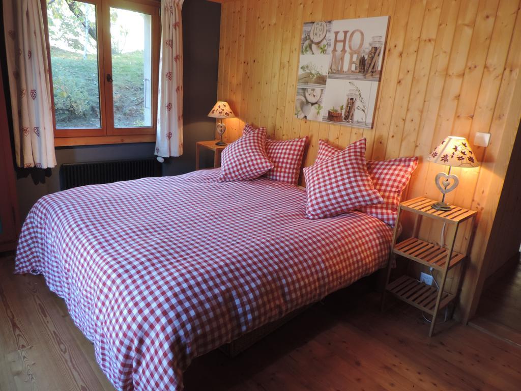 Bed and Breakfast La Demeure Des Elfes Albinen Habitación foto